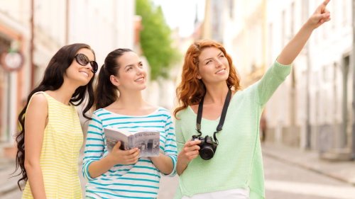 15 Proven Ways to Travel the World for Free in 2025