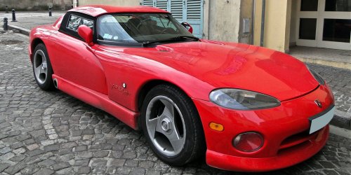 5 Sports Cars That Lose Value Like Crazy (5 That Will Only Get More Expensive)