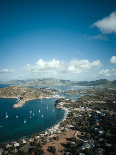 What Makes Antigua One Of the Best Spots for a Caribbean Vacation? 