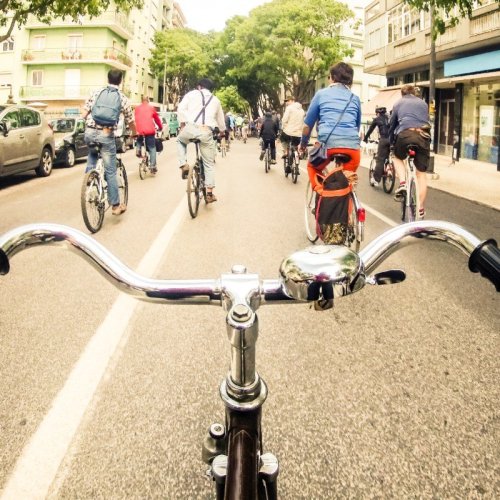 Headed to Europe? Here are the bike lane rules you need to know 