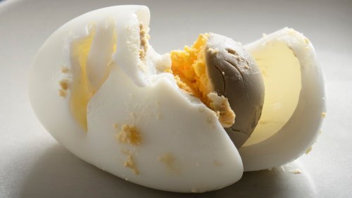 If Your Eggs Appear Gray, Here's Why