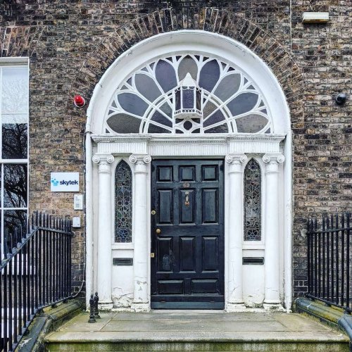 Last Chance to Vote for the Door of the Week! Theme = Fabulous Fanlights
