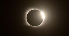 Discover the total solar eclipse