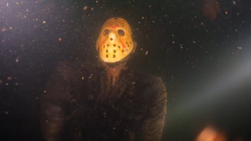 A Jason Voorhees Statue Lurks at the Bottom of a Minnesota Lake