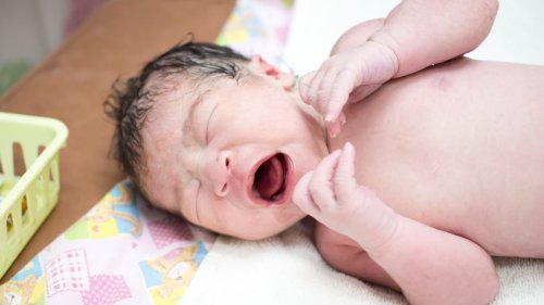 The Incredible First Moments of the Newborn Baby