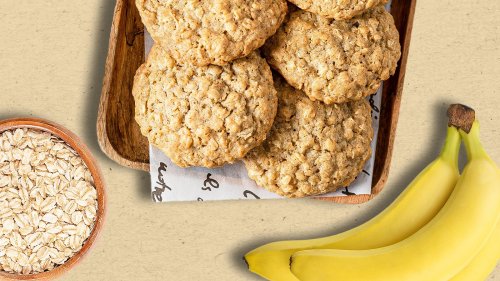 Bananas And Oats Are All You Need For Delicious 2-Ingredient Cookies
