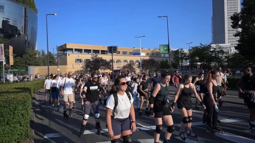 Caribbean Netherlands: Hundreds join evening skating event through Rotterdam.