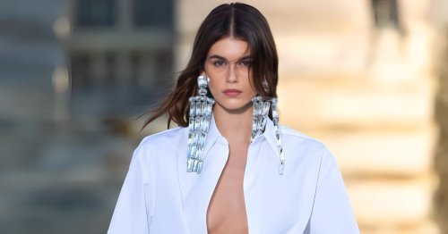 5 Outdated Jewelry Trends You Won't Want To Be Caught Wearing In 2024