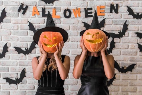 Plan a petrifying Halloween party!