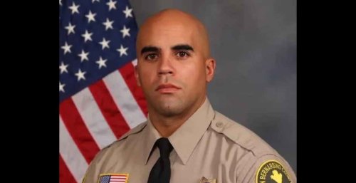 Sheriff tragically killed in high-speed chase after police cruiser splits in two