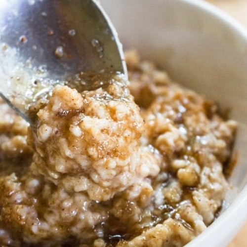 5-Minute Brown Sugar Oatmeal That’s Too Good to Skip