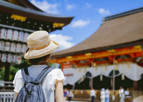 Do You Need a Mask When Traveling in Japan? Manners & Etiquette to Keep in Mind