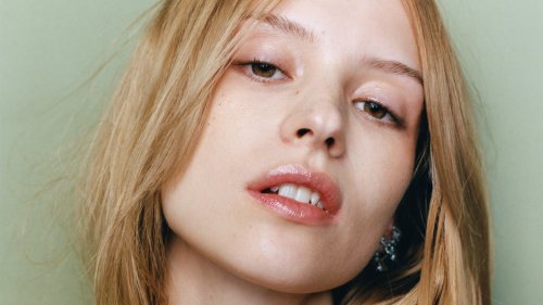 Angèle, cover girl du Vogue France de février 2023