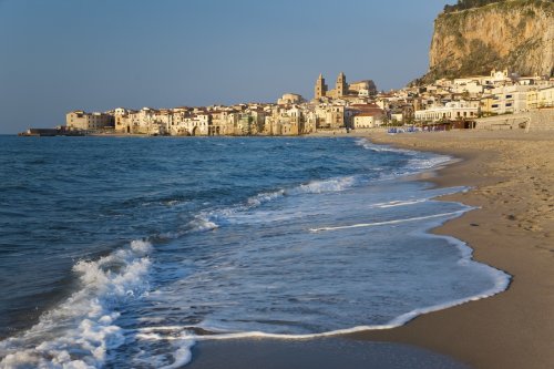Sicily’s 7 loveliest beaches: swim surrounded by stunning scenery