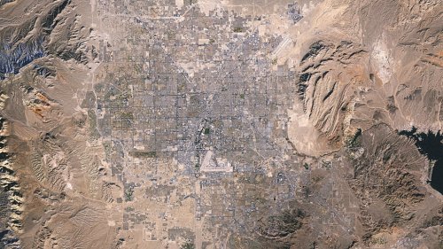 Can America's Desert Cities Adapt Before They Dry Out And Die?