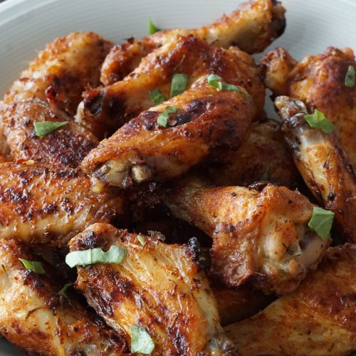 Air Fryer Chicken Wings & Sauces