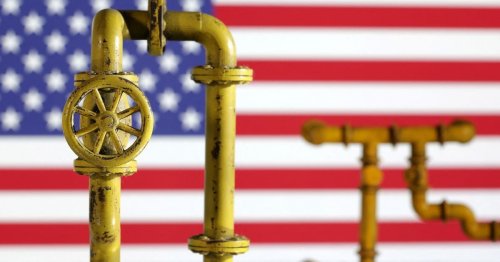 U.S. gas prices slump on production surplus