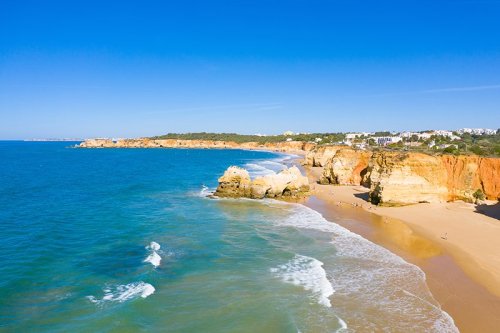 16 BEST BEACH TOWNS IN PORTUGAL