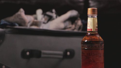 Pack Glass The Right Way in Your Luggage To Make Sure It Doesn’t Break