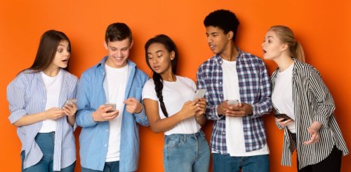 Magazine - RESEAUX SOCIAUX