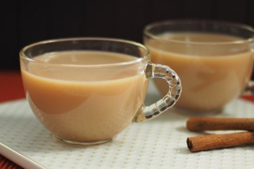 How to Make a Chai Tea Latte (+ other fun lattes)