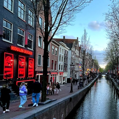 Safe or Sketchy? The Truth About Walking Around Amsterdam