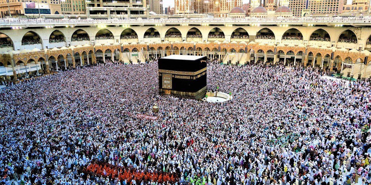 From Mecca to Medina: The life of Muhammad and the emergence of Islam