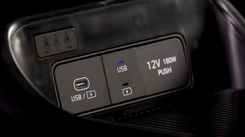 Crazy Ways You Never Thought To Use Your Car's USB Ports