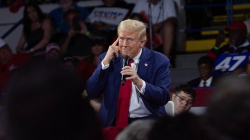 Donald Trump continue sa politique transphobe 