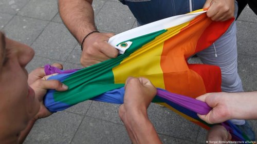 Russian law bans LGBTQ 'propaganda'
