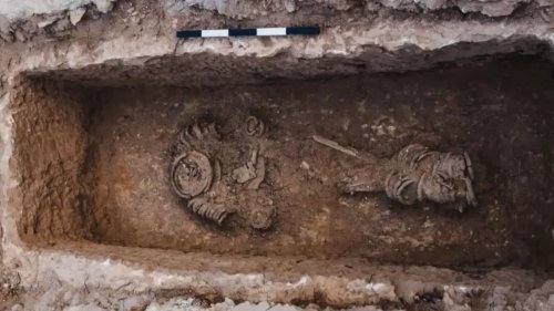 Archaeologists uncover shocking 1,500-year-old skeleton wrapped in chains