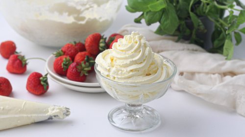 The One Instant Ingredient That Can Transform Your Whipped Cream
