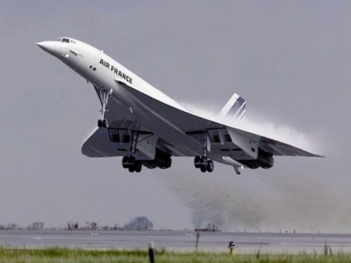 The Concorde made its first supersonic passenger flight 40 years ago — here's what it was like