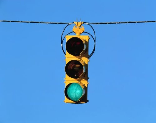 Traffic lights need a 4th color