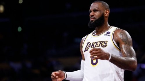 Viral LeBron James video has NBA fans claiming he doesn't care anymore