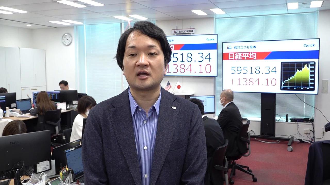 Japan: Nikkei index hits closing high.