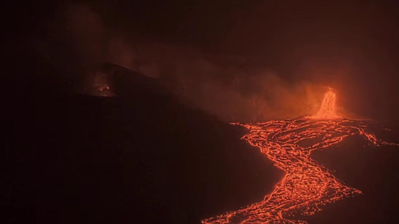 US: Kilauea Volcano Erupts With Lava Overflows At Summit.