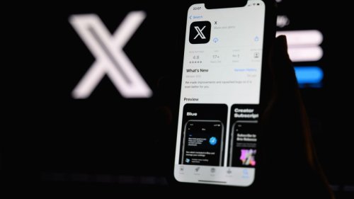Why did X just go down? The "massive cyberattack" on Twitter explained