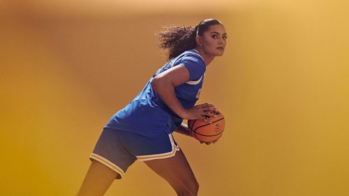 Magazine - Women's Basketball