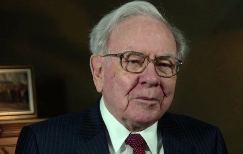 Warren Buffett shares brutal financial advice everyone needs to hear now