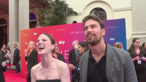 “Less drinking, more nappies!” say Theo James & Rose Leslie