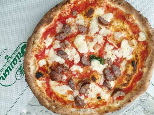 How To Find The Best Pizza in Naples, Italy