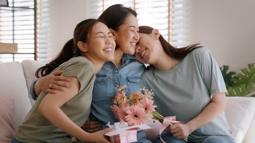 Mother’s Day Magic: Thoughtful Gifts & Budget-Friendly Celebrations
