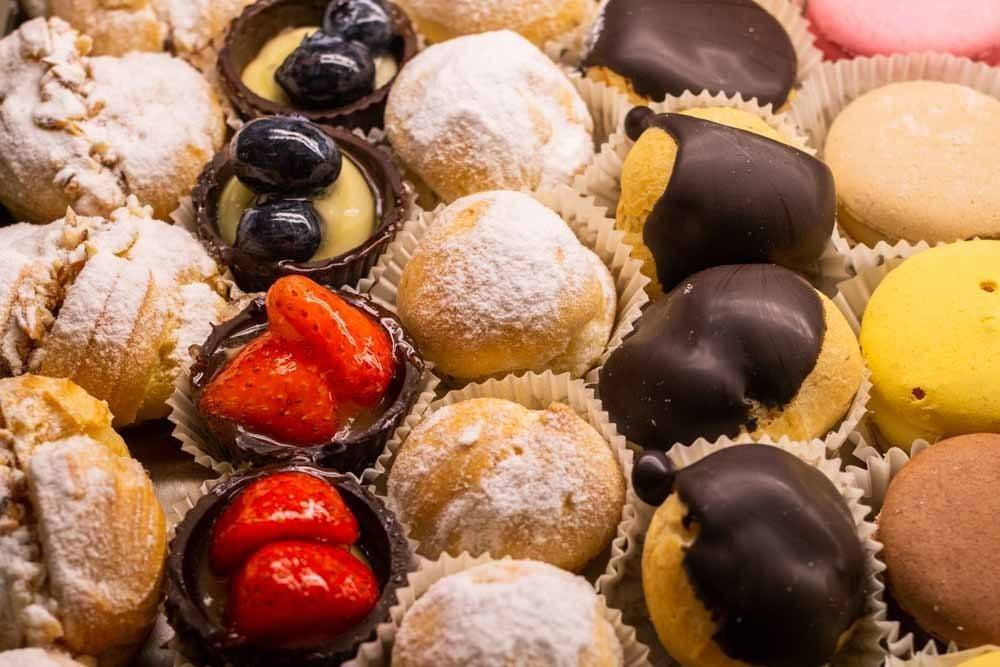 35 Traditional Italian Desserts And Pastries