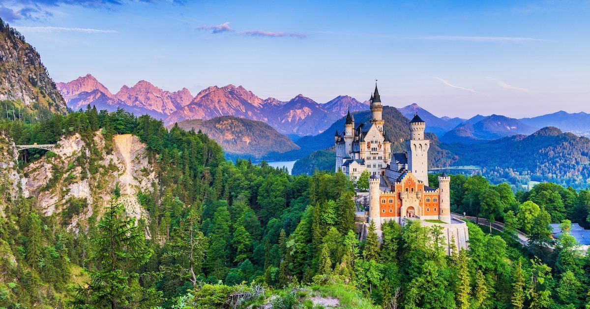 Put these gorgeous global landmarks on your must-see bucket list