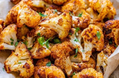 The Seasoning That Makes This Crispy Cauliflower So Good