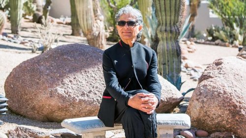 Deepak Chopra Wants Us to 'Let Go and Flow' in 2022 — Plus More Meditation