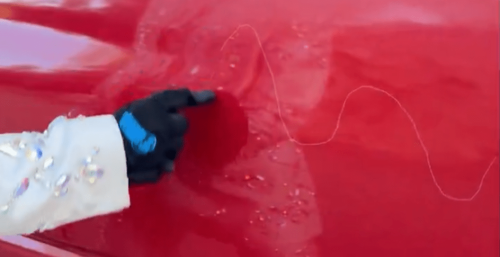 Why people are extremely upset with Carrie Underwood's car keying