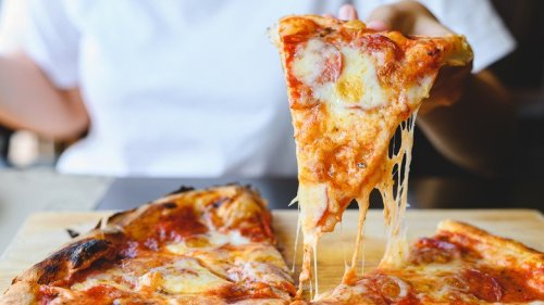 Here Are The Major Differences Between Pizzas From Different Regions