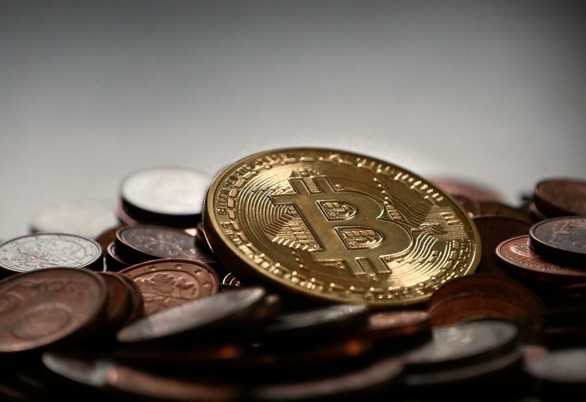 What factors will decide Bitcoin's price movement?